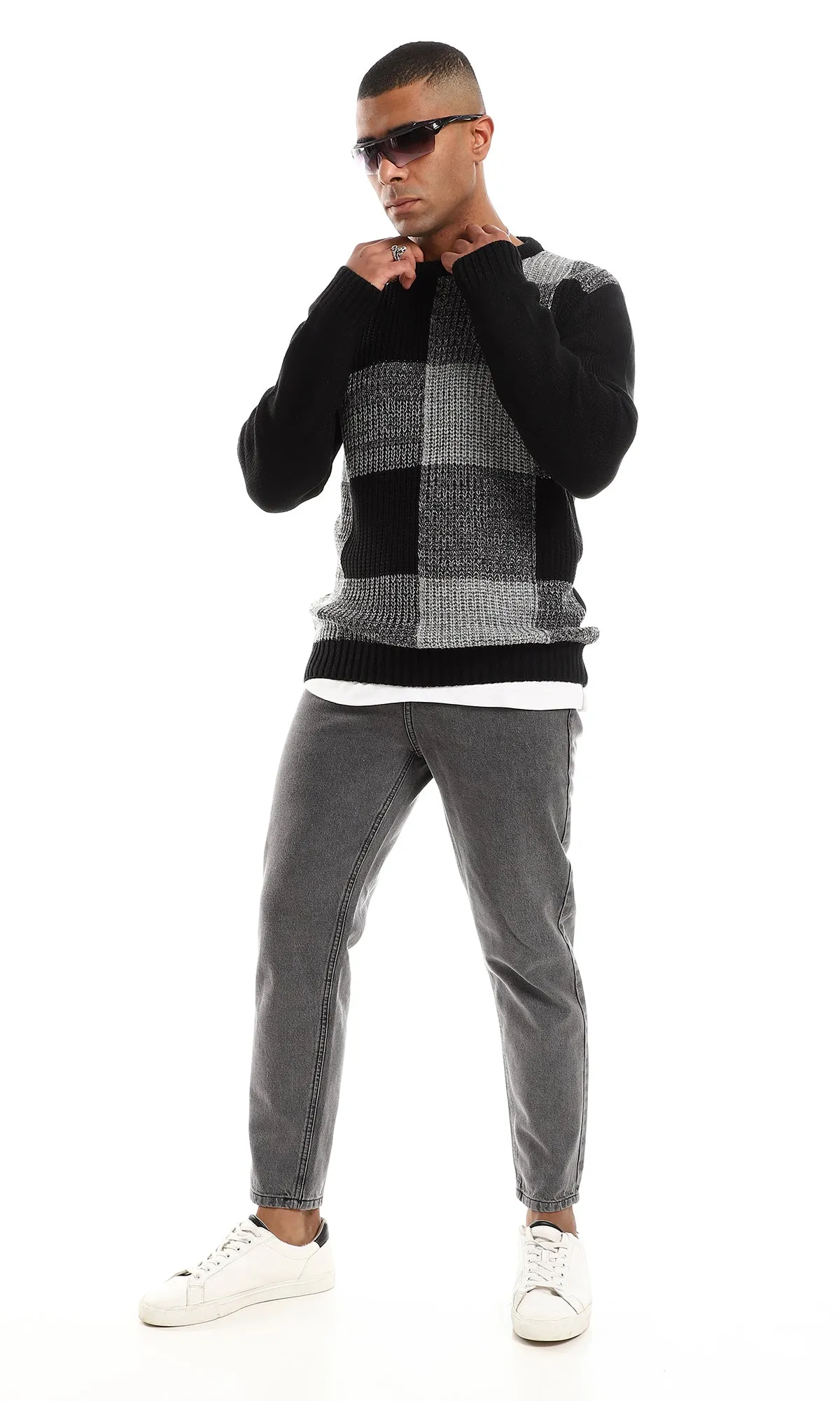 O154339 Wondow Plaids Patterned Front Knitted Pullover - Grey Shades & Black