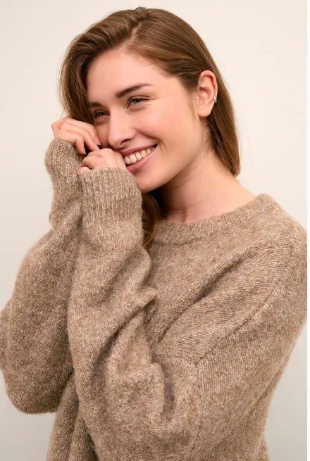 The Kimmy Pullover